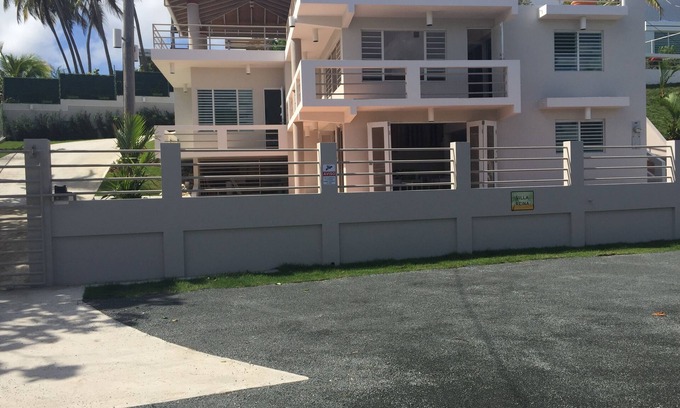 Camino Nuevo House | "VILLA REINA" Ocean Front Villa With Private Pool On Secluded Beach !
