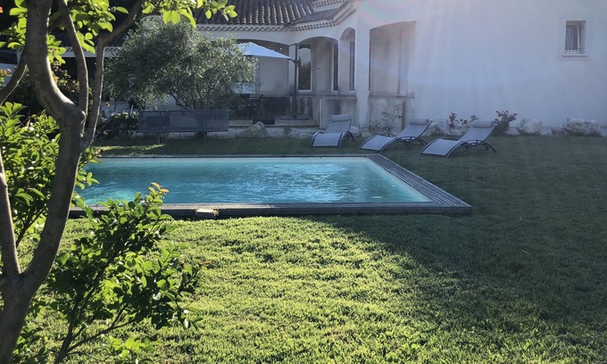 Bedarrides Villa | Villa rental near Orange, Avignon, Isle sur la Sorgue