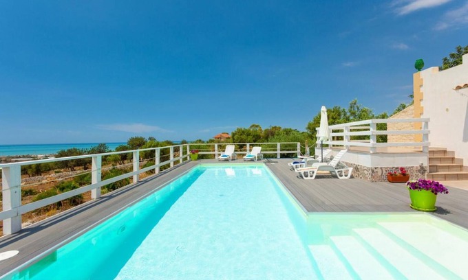 Donnalucata Villa | Villa Renzo - Four Bedroom Villa, Sleeps 8