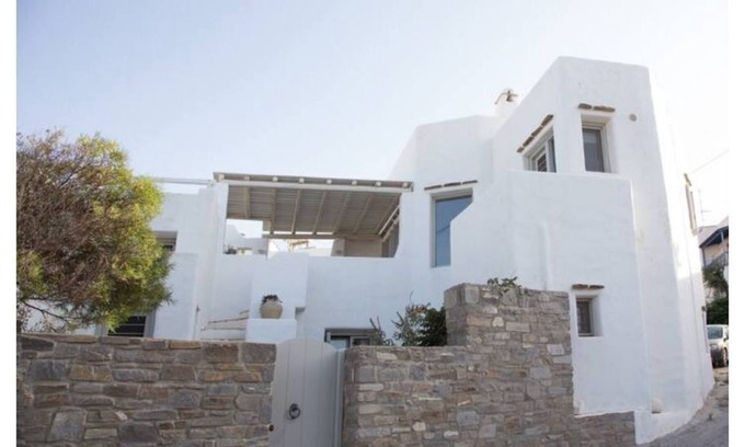 Marpissa Villa | Villa Rhea with Seaview and Spacious Terraces