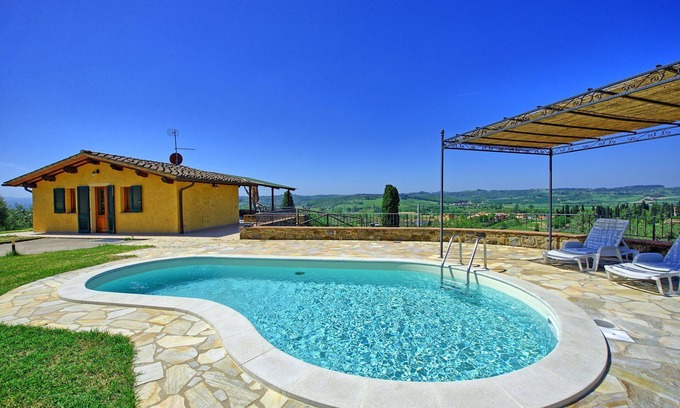 Castelfiorentino Villa | Villa Roberto - House with private pool