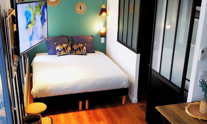 Andancette House | Villa Romantique