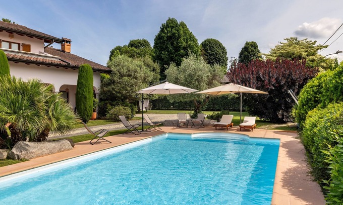 Ispra Villa | Villa Rosa - Harmonious and Welcoming