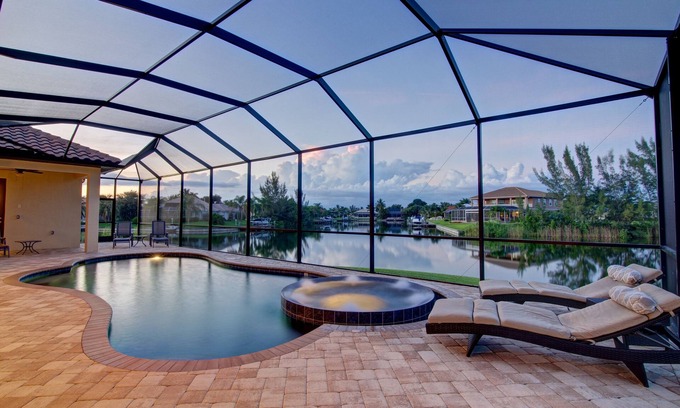 Pelican Villa | Villa Rosalinda - Cape Coral's Best - Waterfront, Pool & Spa, Great Views, Dock
