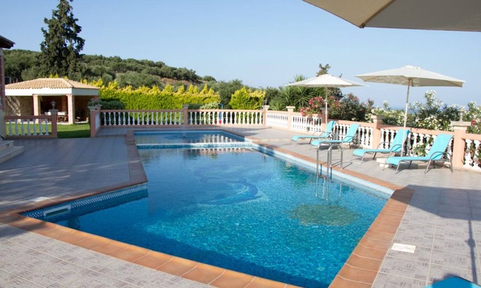 Sternes Villa | Villa Roula 6BR