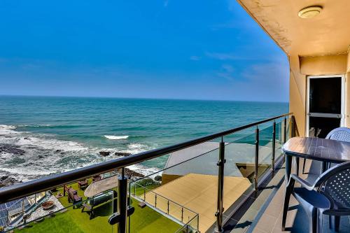 Sheffield Beach Apartment | Villa Royale 402