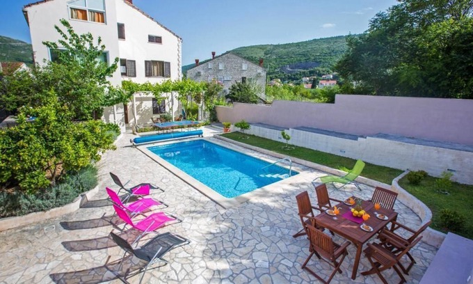 Rozat Apartment | Villa Roza - Studio Apartment with Balcony