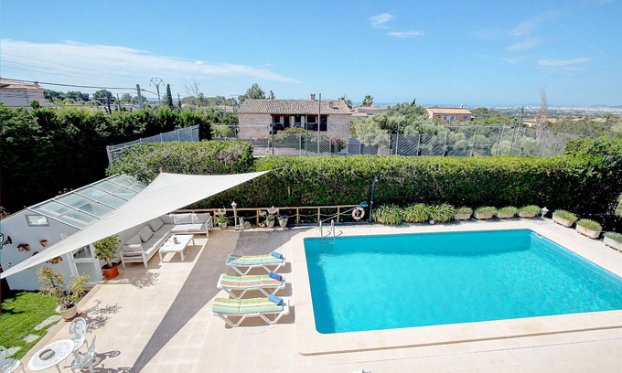 Sa Cabaneta Villa | Villa Sa Cabaneta with pool, tennis court, and views to the Palma Bay