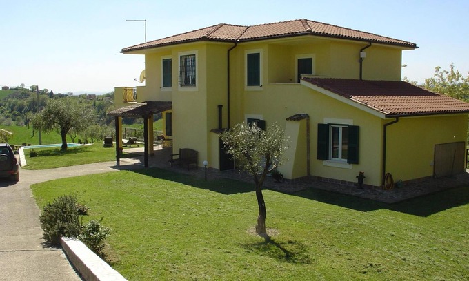 Calvi di Umbria Apartment | Villa Sabina - New Apartment, with your own private pool