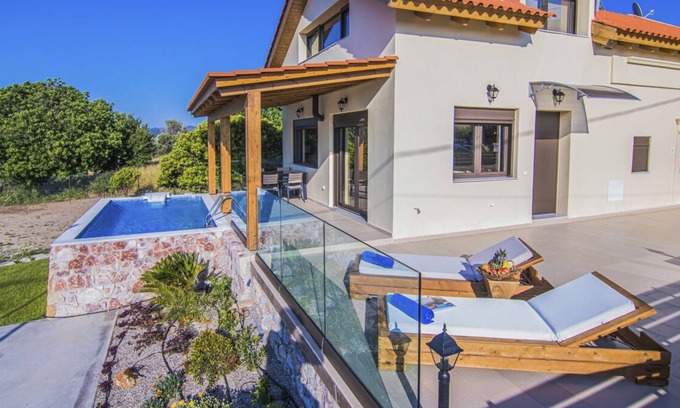 Salakos Villa | Villa Salakos - Three Bedroom Villa, Sleeps 6