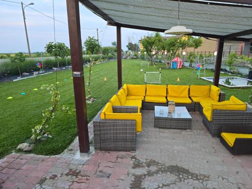 San Germano Vercellese House | Villa sangermano