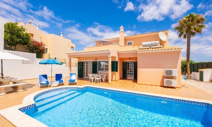 Vale de Santa Maria Villa | Villa Santa Maria - Three Bedroom Villa, Sleeps 7