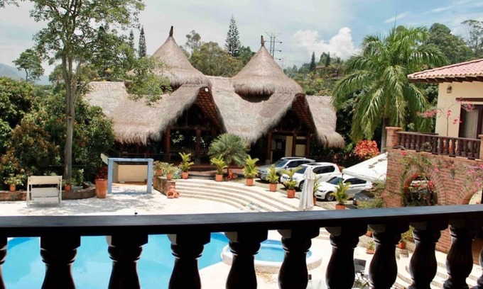 Copacabana Villa | Villa Santillana