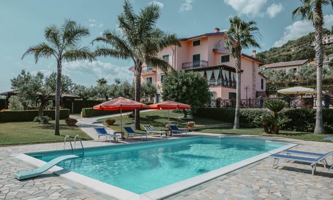 Eboli House | Villa Santimone