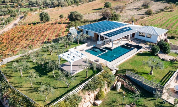 Talana Villa | Villa Sara
