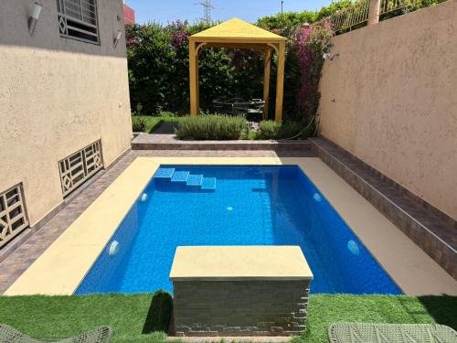 Tamansourt Apartment | Villa Sara, superbe appart avec jardin et piscine privée
