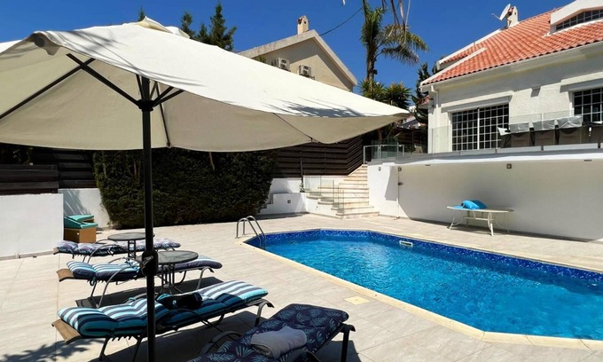 Agios Athanasios Villa | Villa Sawa by Ezoria Villas
