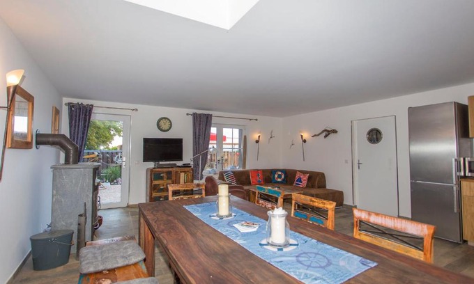 Schwarbe House | Villa Schwarbylon
