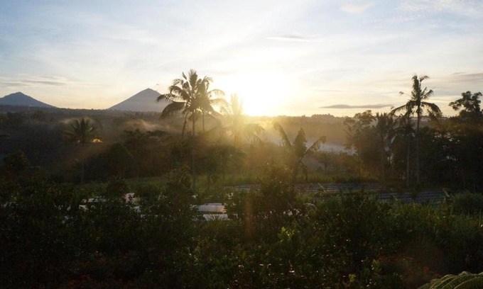 Pelaga Bed & Breakfast | Villa Selantang