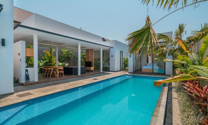 Nakula Villa | Villa Selikur 2 - Brand New! Spacious 3BR Villa in Seminyak
