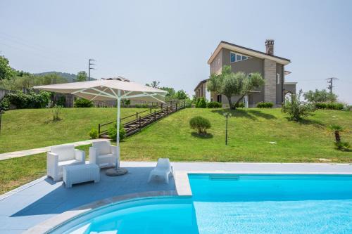 Giffoni Valle Piana Villa | Villa Serandra Luxury