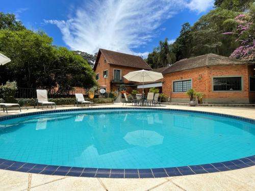 Embu das Artes House | Villa Serena Bed & Breakfast