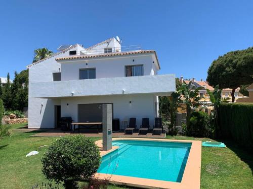 Sitio de Calahonda House | Villa Serena near the beach