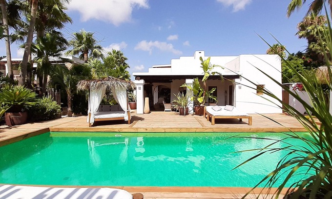 Sant Josep de sa Talaia Villa | Villa Serenity: 3 Luxury boutique villa.