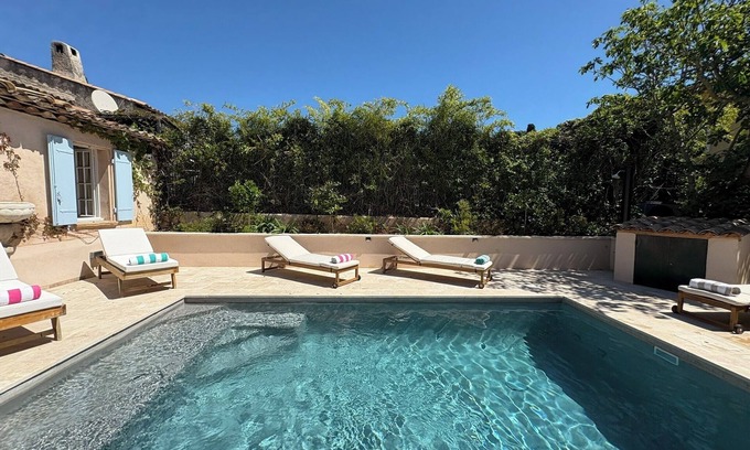 La Mole Villa | Villa Sereno - 20min from Saint-Tropez. 5 bedrooms with private pool.