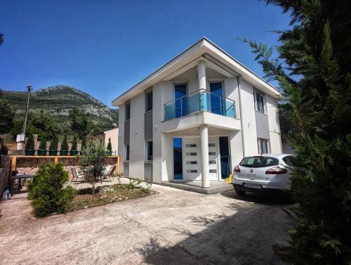 Sutomore House | Villa Seventh Heaven