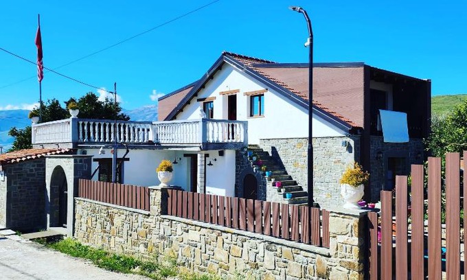 Gjirokaster House | Villa Shuaipaj