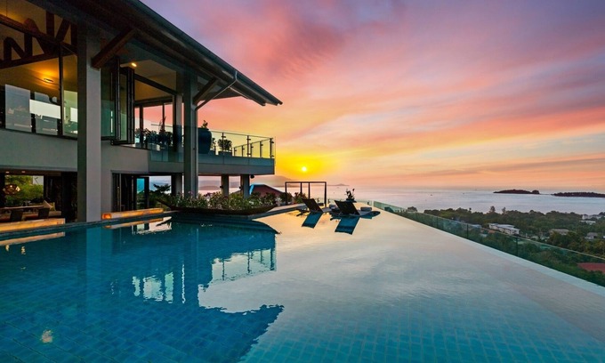 Choeng Mon Villa | Villa Skyfall- (4Bed) Seaview Pool Villa with Private Cinema