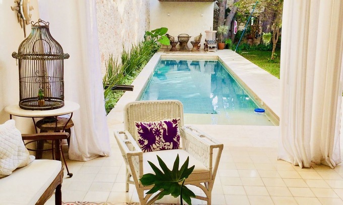 Centro House | Villa Sochic, stunning contemporary colonial near Paseo de Montejo