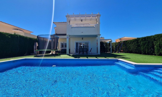 Banos y Mendigo Villa | Villa Sofia - 2 Bed villa with private pool and garden