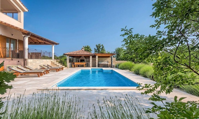 Stokovci Villa | Villa Soko - Four Bedroom Villa, Sleeps 10