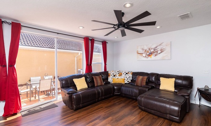 Buena Ventura Lakes House | Villa Sol | Your home away from home