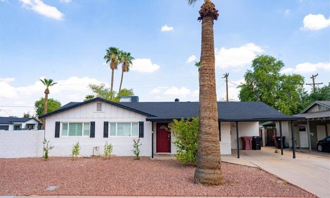 South Scottsdale House | Villa Sorriso by Good Life Vacations | Play, Relax & Explore Scottsdale