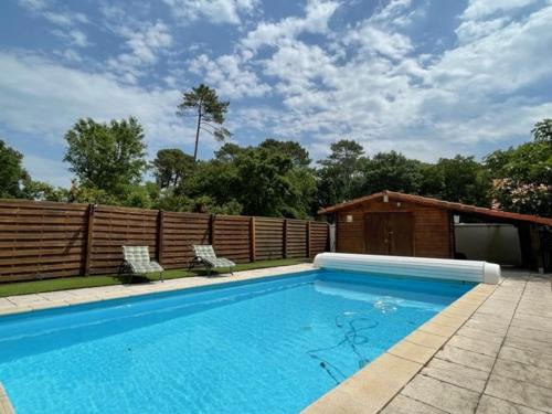 Soustons Villa | Villa spacieuse avec piscine pour 8 pers à Soustons - FR-1-379-133