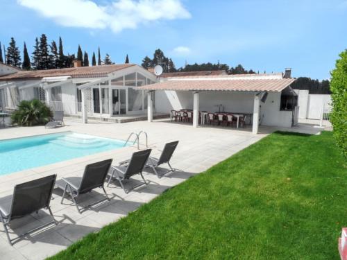 Meynes Villa | Villa spacieuse et élégante à Meynes avec piscine privée