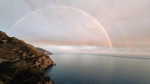 Vico Equense Villa | Villa Stone - De Vivo Realty Positano