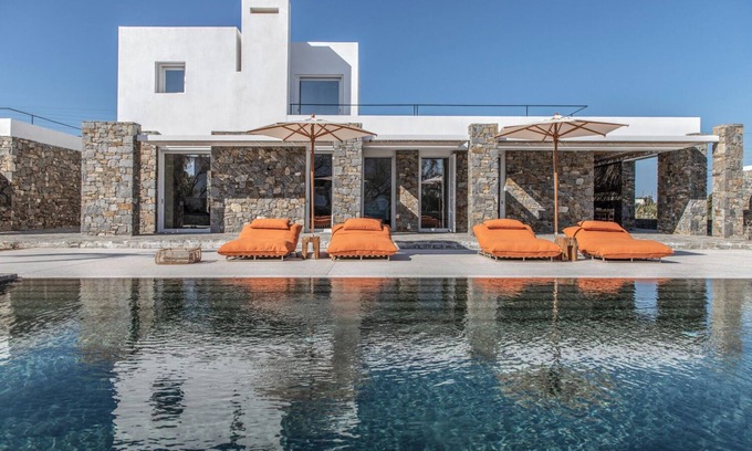 Santa Maria Villa | Villa Suki - Five Bedroom Villa, Sleeps 14