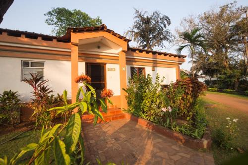 Cavelossim Villa | Villa Sunflower