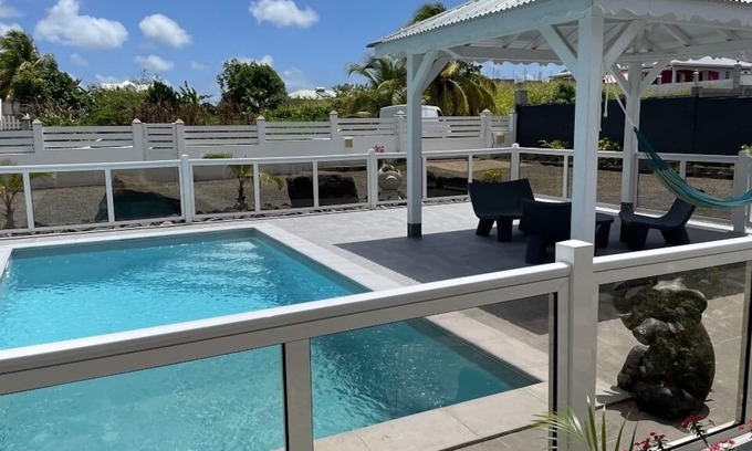 Pelletan Villa | Villa Surya au Coeur de Grande Terre