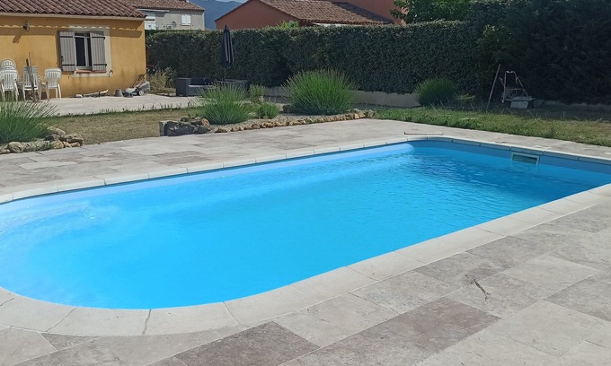 Charleval House | VILLA + SWIMMING POOL exclusive