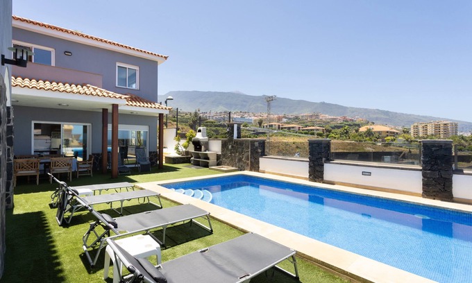 Puerto de la Cruz Villa | Villa Syrah Tenerife