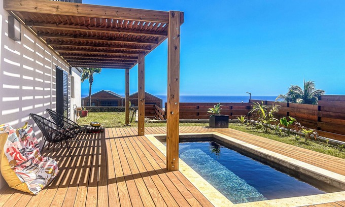 Grande Anse Apartment | Villa T2 Grand Anse, Reunion Island with swimming pool close to activity centers