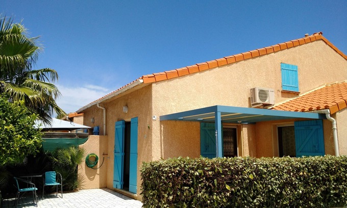 La Jetee House | VILLA T3/terrace residence with pool/parking lot