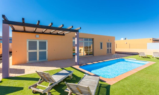 Costa de Antigua Villa | Villa Tamarindos: Large Heated Private Pool, Sea Views, A/C, WiFi
