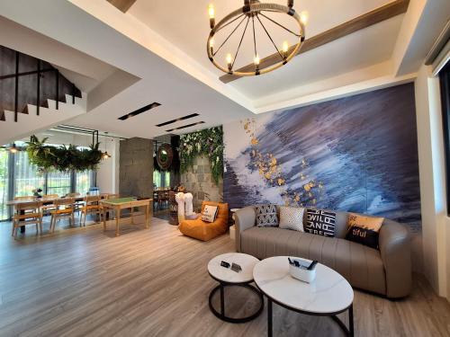 Sanxing House | Villa Ten - Catch up
