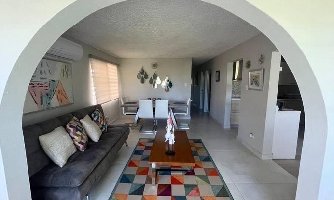Sabana Abajo House | Villa Teresa spacious, beautiful, 8 min 2 airport!
